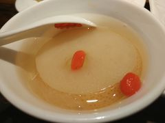 银耳炖雪梨-外婆家(蓝色港湾店)