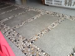 -石牌岭小亮蒸虾•湖北老字号(左岭店)