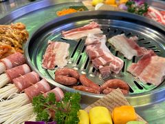 -哈哈碳都·牛肋条无限自助烤肉(台江万达店)