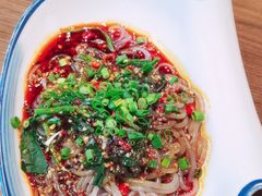 -有红鸡毛店·川菜(建设路店)