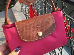 -Longchamp(佛罗伦萨小镇奥特莱斯店)