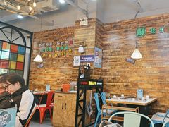 -哈尔滨烧烤·山河村铁锅炖(交大店)