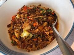 干豆角炒土猪肉-老湘亲·品鉴湘菜(湖里店)