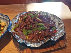 铁板黑椒牛柳-小土豆北方菜馆(文慧园店)