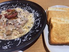 -HELLO 27 意面·沙拉·帕尼尼