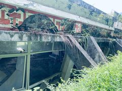 -四川汶川特大地震漩口中学遗址