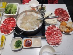 -黑山牛肉汤火锅(花城汇店)