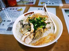 生蚝花胶天梯汤米-荔林食店(西华路店)