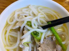 -桥香园过桥米线(国贸店)