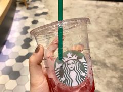 冰摇红莓黑加仑茶-星巴克臻选(成都太古里店)