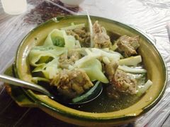 馄饨老鸭煲-老品芳