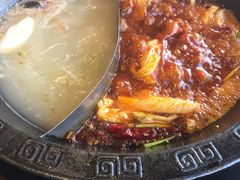 -疯狂的筷子老灶九宫格火锅