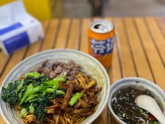 -梅溪·小伙子干挑面(安吉总店)