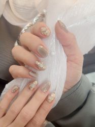 -芊屿芊浔美甲