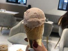 -Fridi Patisserie Cafe