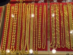 -恒一珠宝·回收黄金钻石奢侈品(灵岩南路店)