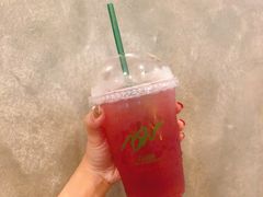 -Chom Cafe and Restaurant