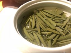 -洪氏嗨捞·广东猪肚鸡·椰子鸡火锅(西咸万象城店)