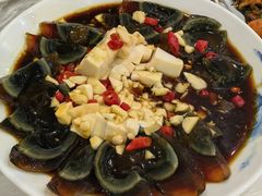 -江城燕子大排档(江汉路步行街店)