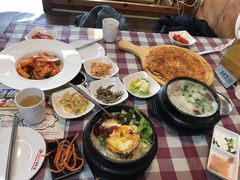 -益百岁牛尾汤(香山路店)