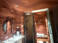 -幸栖洞穴设计酒店(成都春熙路店)