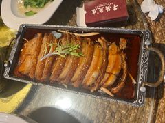 脆皮扣肉-牛头鱼庄·地道广西菜(西明店)