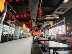 -大头虾越式风味餐厅(光明广场店)