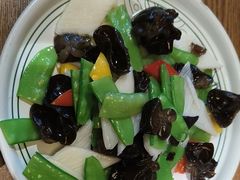 -云海肴·汽锅鸡·云南代表菜(天山百盛优客店)