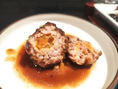 咸蛋黄狮子头-梅飞酒家(桑园路店)