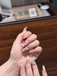 -HUII NAIL绘京美甲美睫会馆