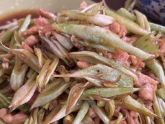 回锅肉-北京龙庆四季香农家饭庄·灶台鱼·碳烤虹鳟鱼(龙庆峡店)