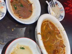 -临街徽菜馆·正宗黄山味