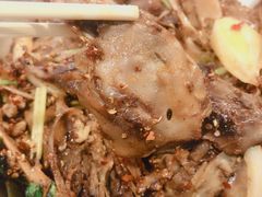 主打的干锅鸭头-安诚居干锅鸭头(八角店)