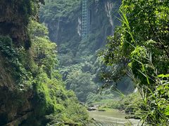 -马岭河峡谷风景区