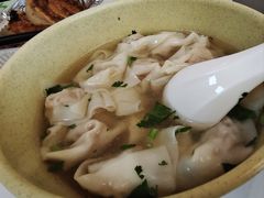 -周震馄饨
