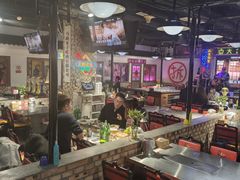-马路牙子烧烤音乐酒馆(望京店)