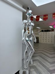 -米娜护肤造型