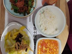 -老乡鸡(上海白玉兰广场店)