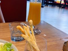 -必胜客(新中纬店)