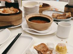 -万龙洲海鲜(大兴绿地缤纷城店)