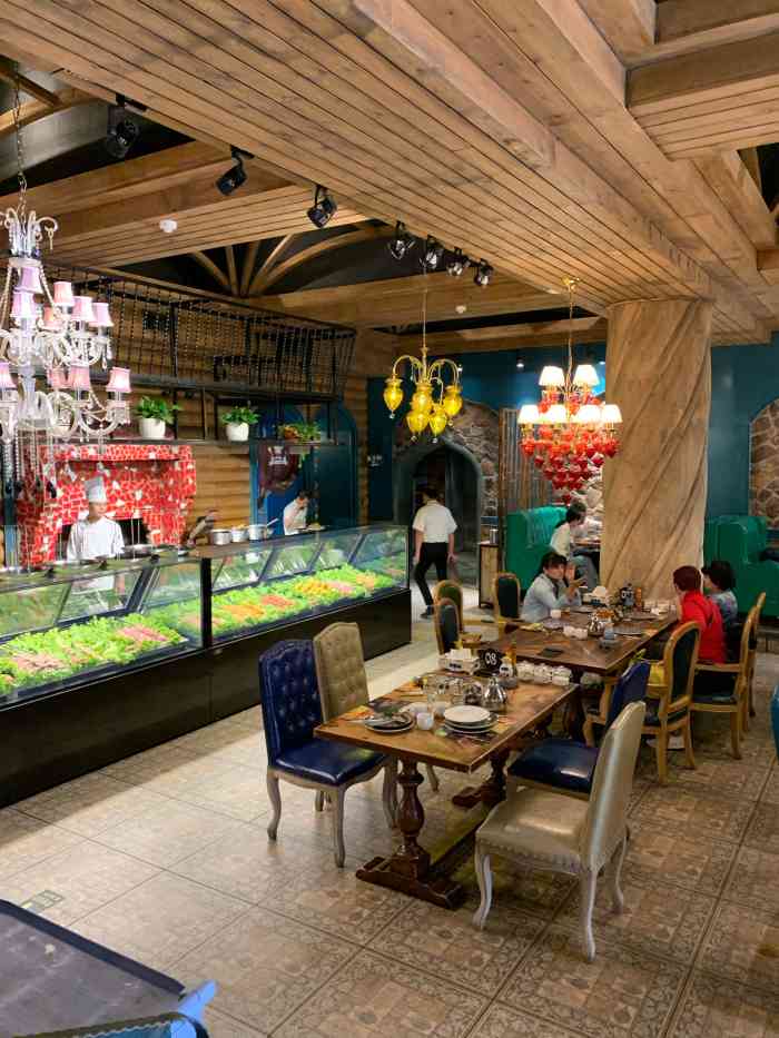 卢布里西餐厅(总店)-"第一次吃西餐,超开心～据说这家是满洲里.