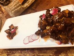 -万重锦·人文川菜馆(骡马市店)