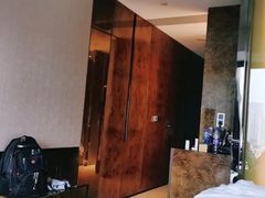 -广州天河希尔顿酒店