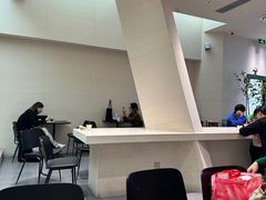 -M Stand(凯德乐峰广场店)