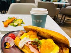 -théATRE茶聚场·餐厅(环球金融中心店)