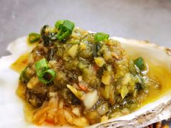 青椒烤生蚝-何师烧烤Pro ·江湖川菜·小龙虾·精酿(太古里旗舰店)