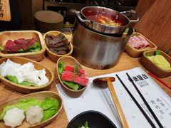 红锅-独食火锅·半米屋台(望平街店)