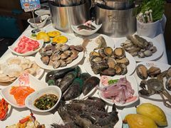-领鲜活海鲜榴莲自助火锅(东门店)