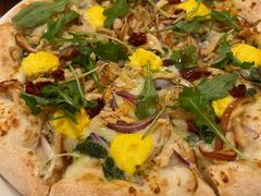 -城市大道红炉披萨烘焙坊