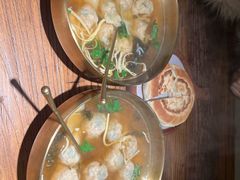 -荣记歡喜·馄饨铺(开发区振华购物中心店)